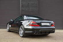 Mercedes-Benz SL SL63 AMG Performance Pack 