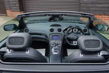 Mercedes-Benz SL SL63 AMG Performance Pack 