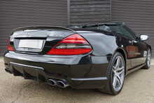 Mercedes-Benz SL SL63 AMG Performance Pack 