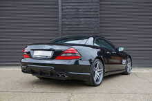 Mercedes-Benz SL SL63 AMG Performance Pack 