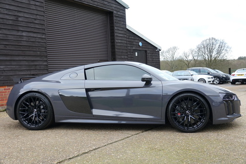 5.2 FSI V10 Plus Coupe 2dr Petrol S Tronic quattro Euro 6 (s/s) (610 ps)