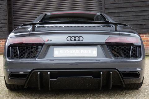 5.2 FSI V10 Plus Coupe 2dr Petrol S Tronic quattro Euro 6 (s/s) (610 ps)