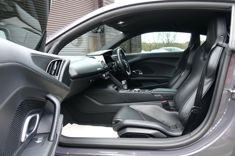 5.2 FSI V10 Plus Coupe 2dr Petrol S Tronic quattro Euro 6 (s/s) (610 ps)