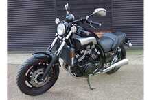 Yamaha V-MAX 1200 