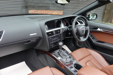 3.2 V6 Quattro Sport Automatic Convertible Convertible 3200 Automatic Petrol