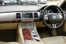 Jaguar XF d V6 Luxury 