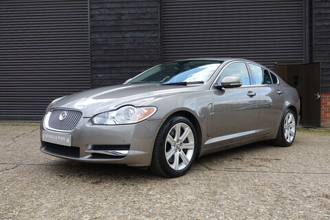 3.0d V6 Luxury Saloon 4dr Diesel Auto Euro 5 (240 ps)