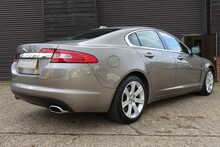 Jaguar XF d V6 Luxury 