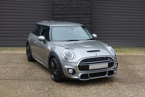 MINI Cooper S 2.0i John Cooper Works 6 Speed Manual (JCW Pro Exhaust, Media XL, Full Carbon Leather +++)