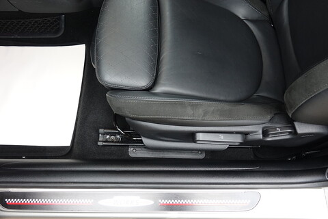 MINI Cooper S 2.0i John Cooper Works 6 Speed Manual (JCW Pro Exhaust, Media XL, Full Carbon Leather +++)