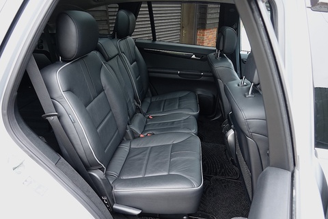 R350 Se Estate 3.5 Automatic Petrol