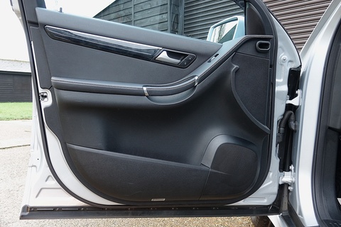 R350 Se Estate 3.5 Automatic Petrol