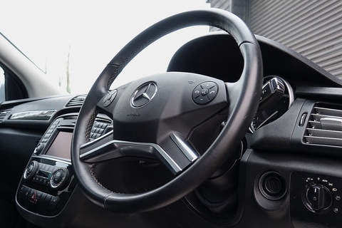 R350 Se Estate 3.5 Automatic Petrol