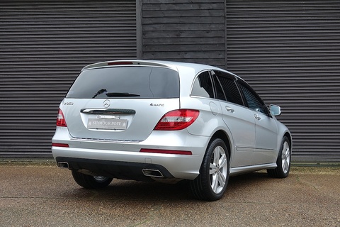 R350 Se Estate 3.5 Automatic Petrol