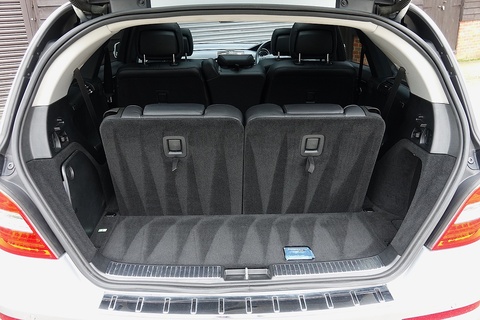 R350 Se Estate 3.5 Automatic Petrol