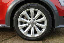 Audi A4 Allroad 2.0 TFSI Quattro DSG Automatic 