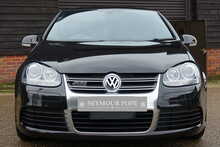 Volkswagen Golf R32 