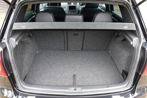 R32 Hatchback 3.2 Semi Auto Petrol