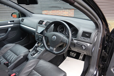 R32 Hatchback 3.2 Semi Auto Petrol