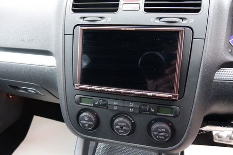 R32 Hatchback 3.2 Semi Auto Petrol