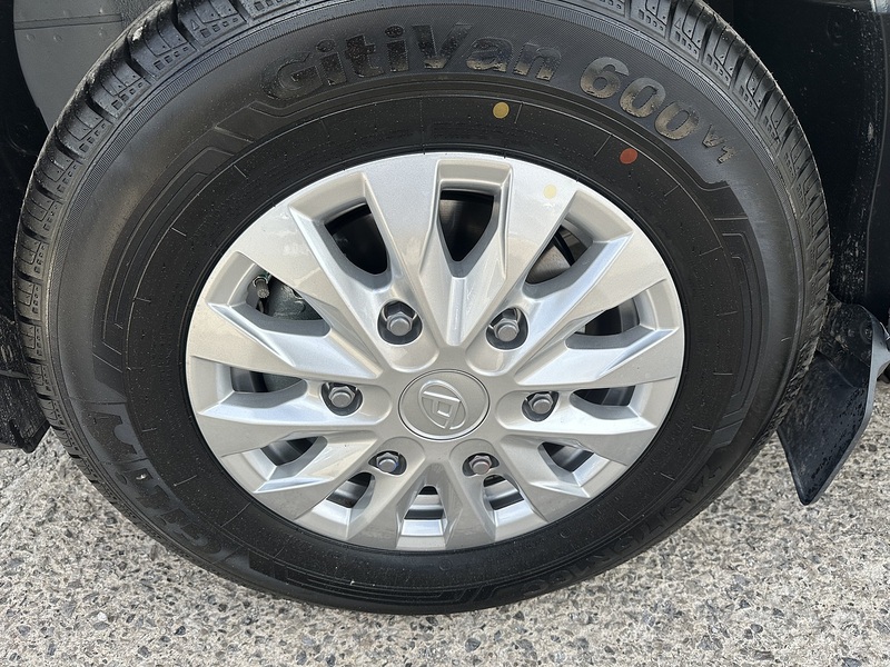 Maxus Deliver 9 LH Lux FWD P/V - N1767