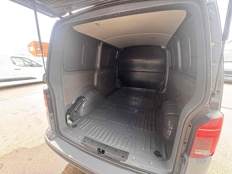 Volkswagen Transporter T32 Highline TDI - N2160