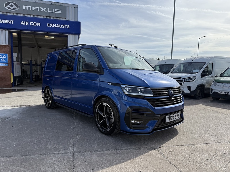 Volkswagen Transporter R T32 SWB DIESEL 2.0 BITDI 204 HIGHLINE KOMBI T32 SWB BITDI 204 HIGHLINE - N2193