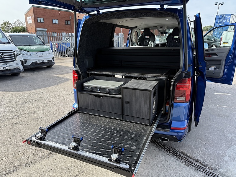 Volkswagen Transporter R T32 SWB DIESEL 2.0 BITDI 204 HIGHLINE KOMBI T32 SWB BITDI 204 HIGHLINE - N2193