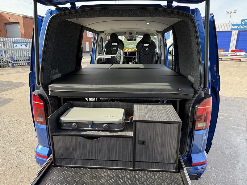 Volkswagen Transporter R T32 SWB DIESEL 2.0 BITDI 204 HIGHLINE KOMBI T32 SWB BITDI 204 HIGHLINE - N2193