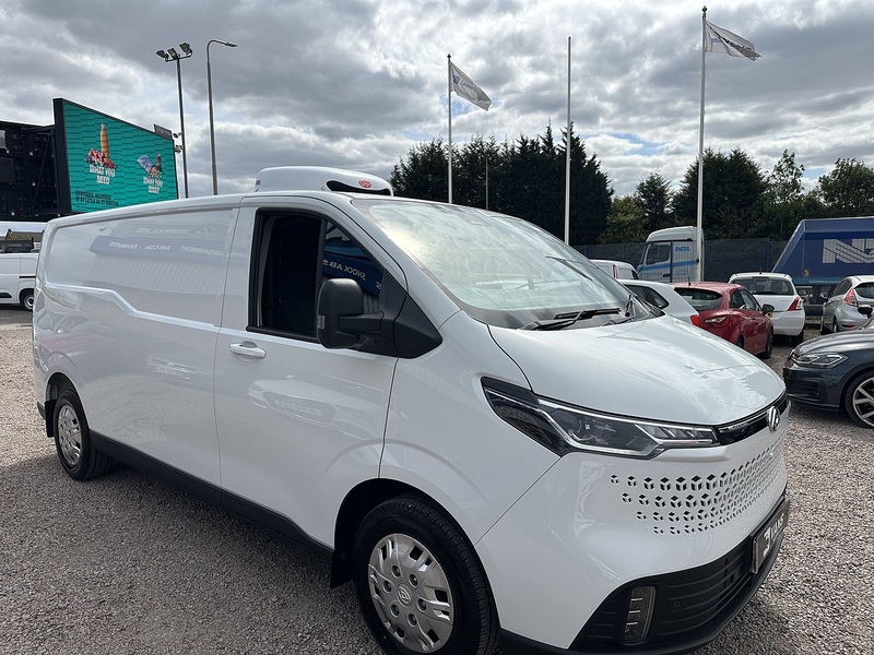 Maxus Deliver 7 Base P/V L2h1 Refrigerated Chiller - N2290