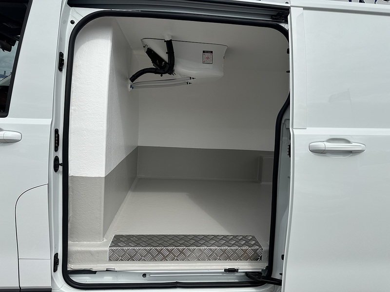 Maxus Deliver 7 Base P/V L2h1 Refrigerated Chiller - N2290