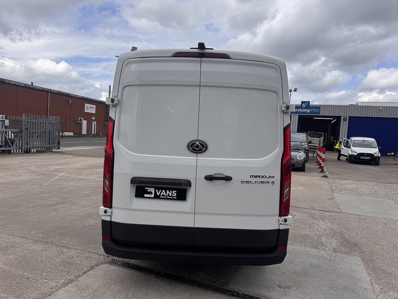 Maxus Deliver 9 Base Lh P/V - N2291