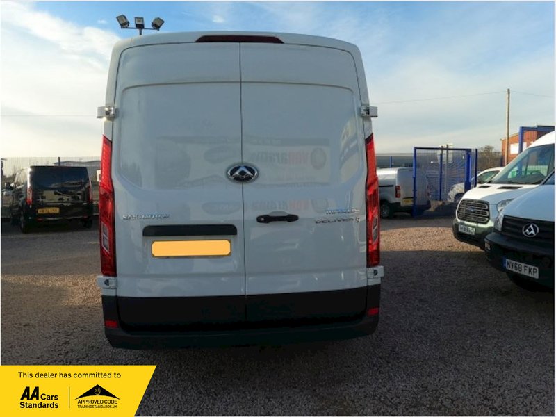 MAXUS Deliver 9 D20 LH Base RWD - U1143