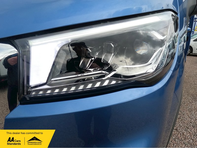 Maxus Deliver 9 Lux Lh P/V - U1345