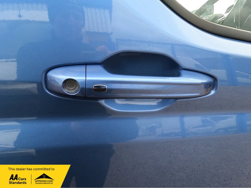 Maxus Deliver 9 Lux Lh P/V - U1345