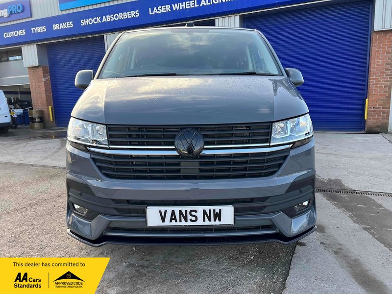 Volkswagen Transporter T32 150PS Highline Kombi - U1505