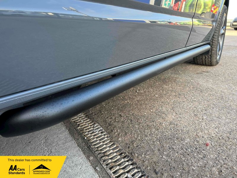 Volkswagen Transporter T32 150PS Highline Kombi - U1505