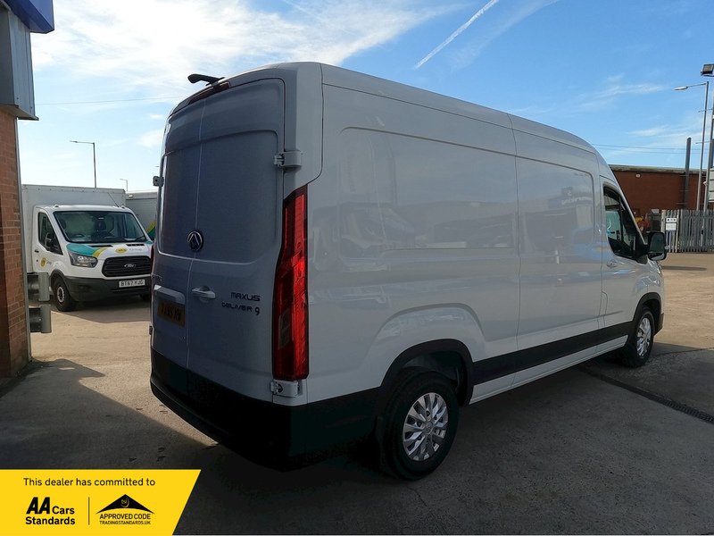 Maxus Deliver 9 LH FWD Lux - U1707