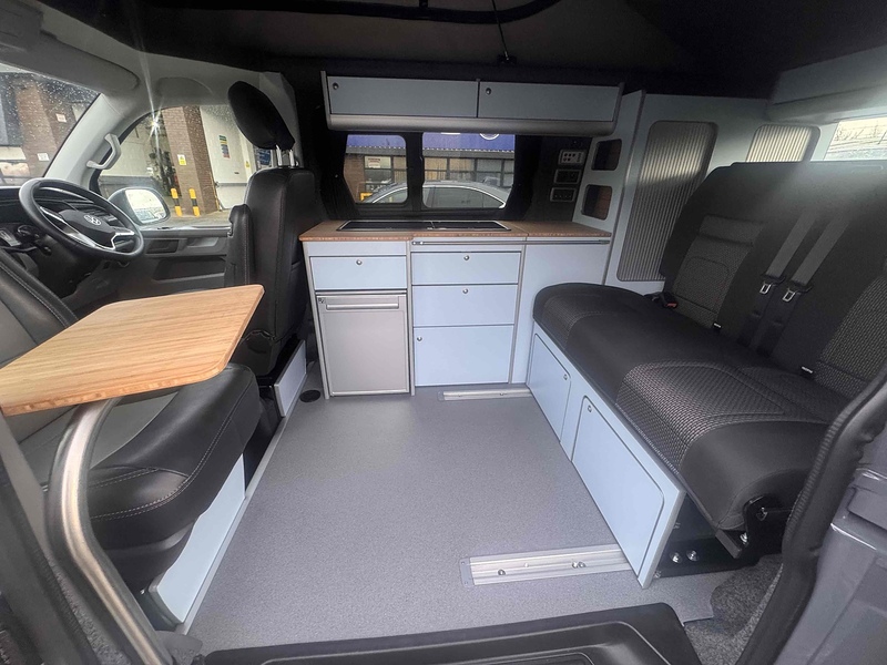 Volkswagen Transporter DSG CAMPER Highline - U1783