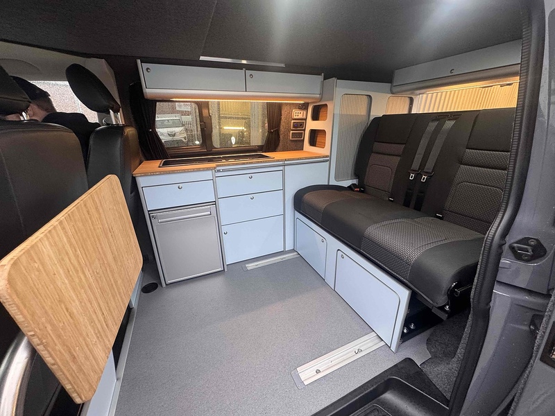 Volkswagen Transporter DSG CAMPER Highline - U1783