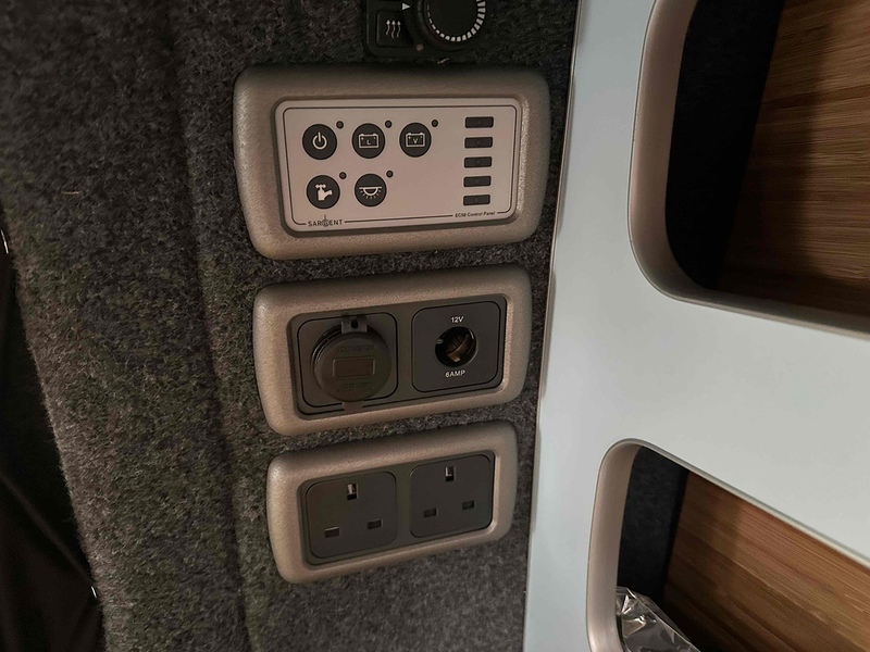 Volkswagen Transporter DSG CAMPER Highline - U1783