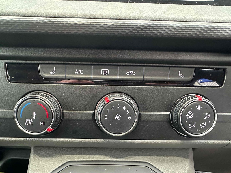 Volkswagen Transporter DSG CAMPER Highline - U1783