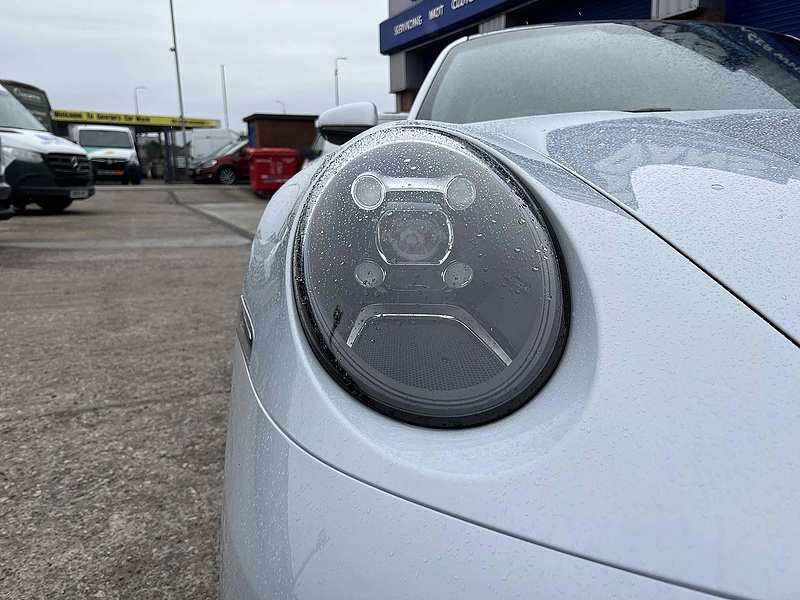 Porsche 911 T 992 Carrera T - U1810