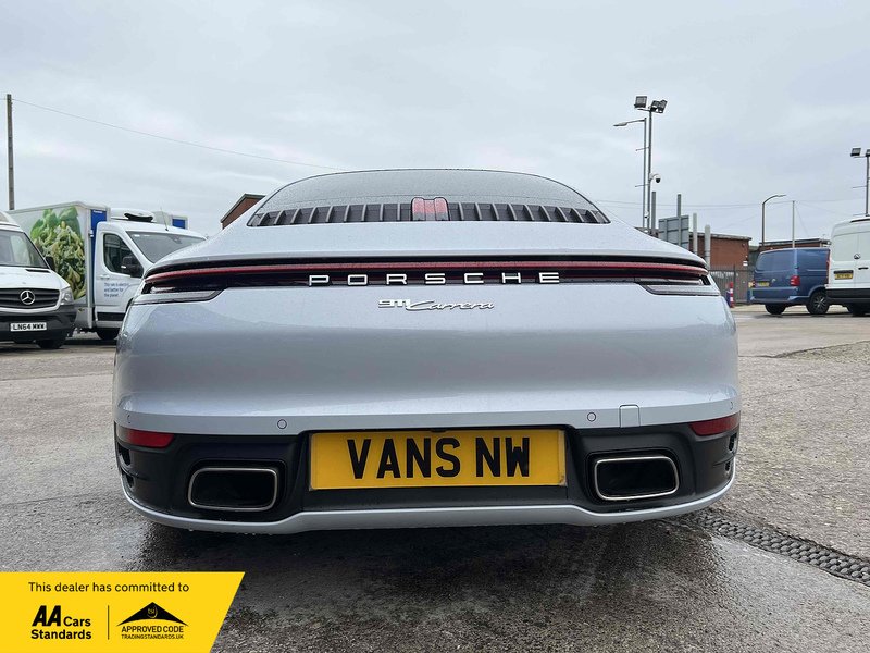 Porsche 911 T 992 Carrera T - U1810