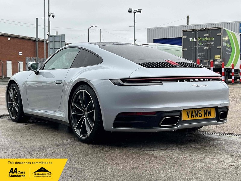 Porsche 911 T 992 Carrera T - U1810