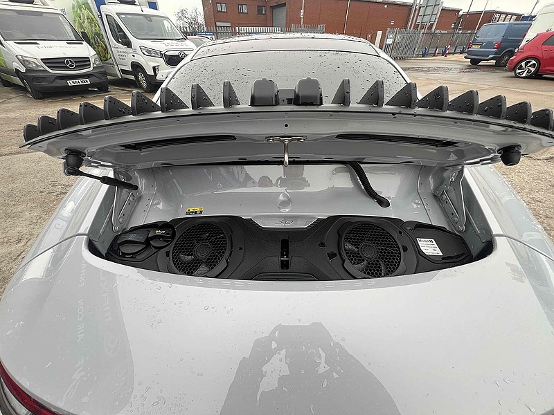 Porsche 911 T 992 Carrera T - U1811