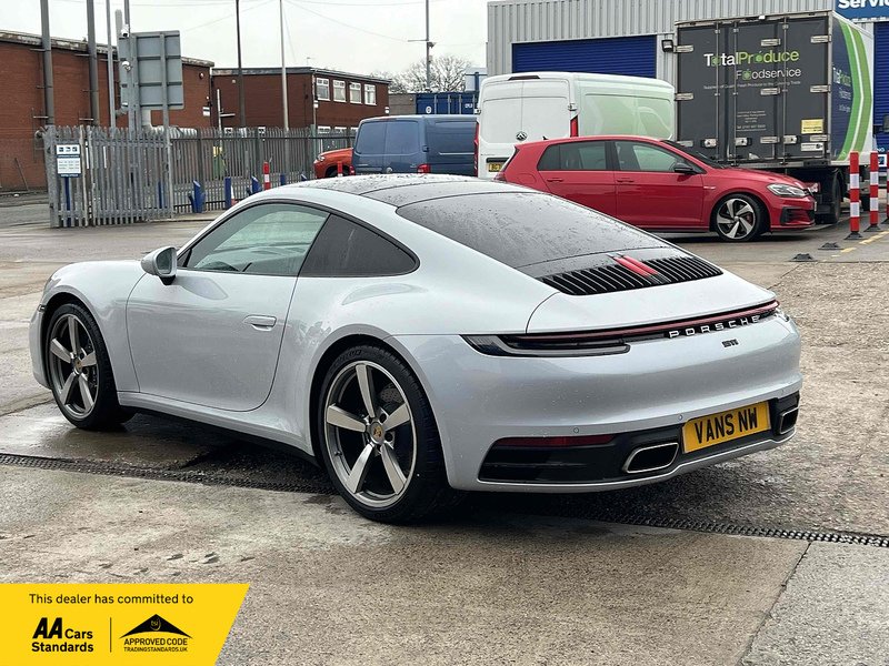 Porsche 911 T 992 Carrera T - U1811