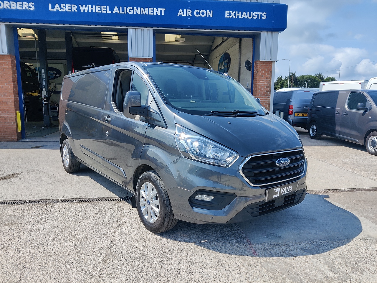 Limited Edition Ford Custom Msrt 2017 Ford Transit White Manual