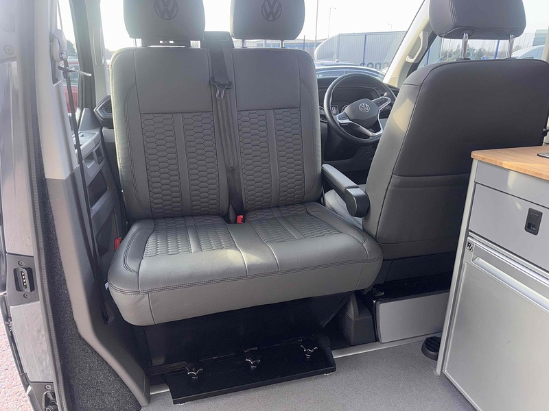 Volkswagen Transporter TDI T30 Highline Camper - U2241