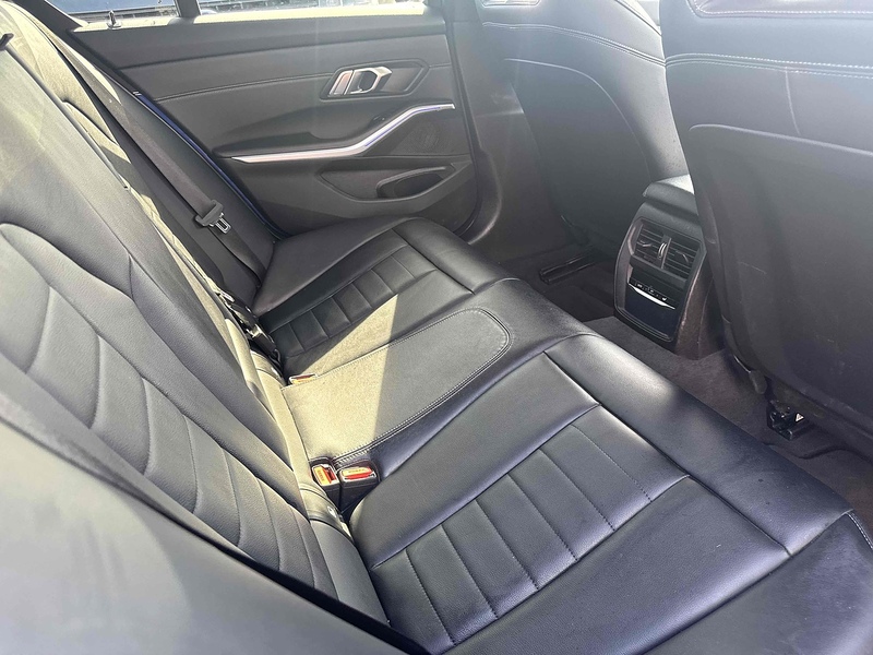 BMW 3 Series 320d M Sport - U2334